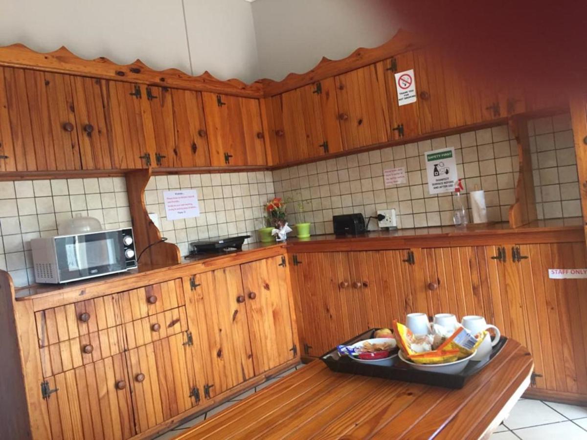 Jembjo'S Knysna Lodge & Backpackers エクステリア 写真