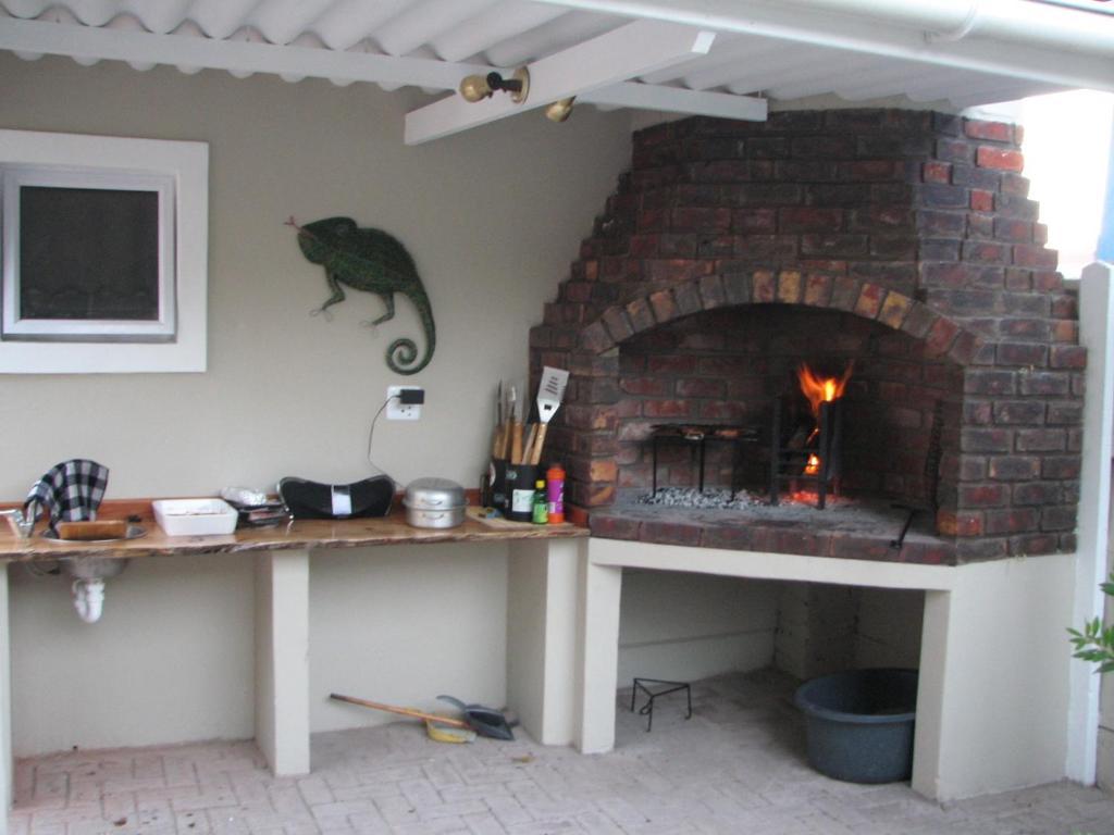 Jembjo'S Knysna Lodge & Backpackers エクステリア 写真