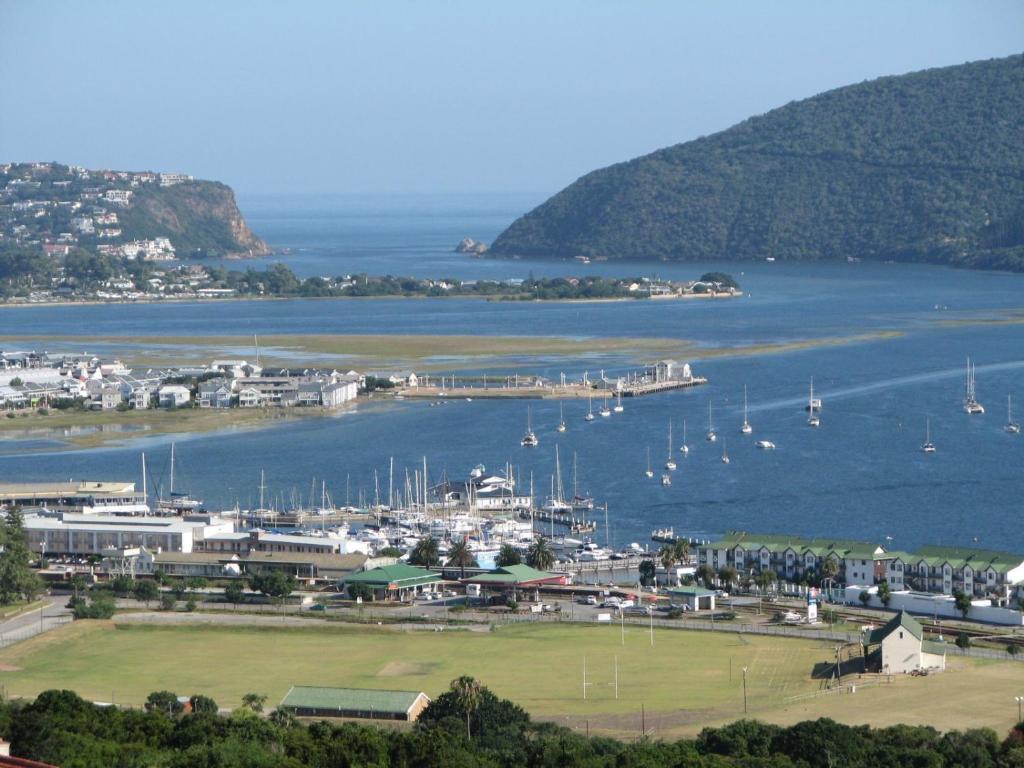 Jembjo'S Knysna Lodge & Backpackers エクステリア 写真