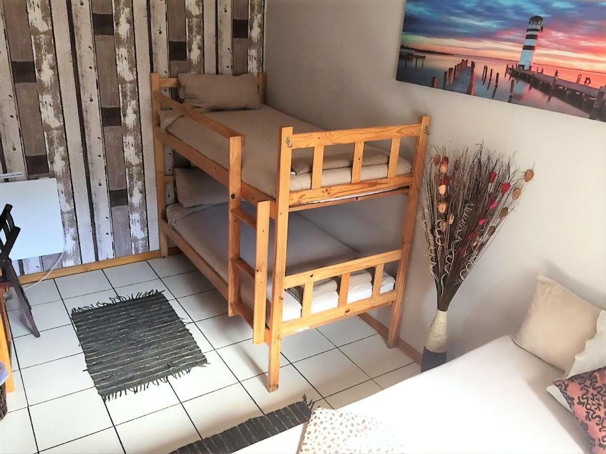 Jembjo'S Knysna Lodge & Backpackers エクステリア 写真