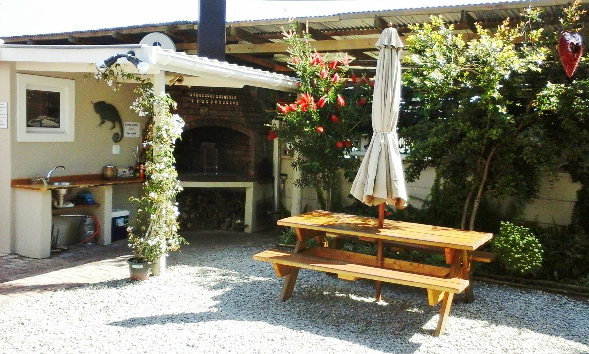Jembjo'S Knysna Lodge & Backpackers エクステリア 写真