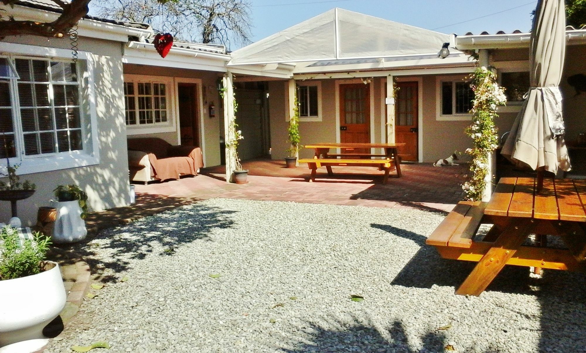 Jembjo'S Knysna Lodge & Backpackers エクステリア 写真