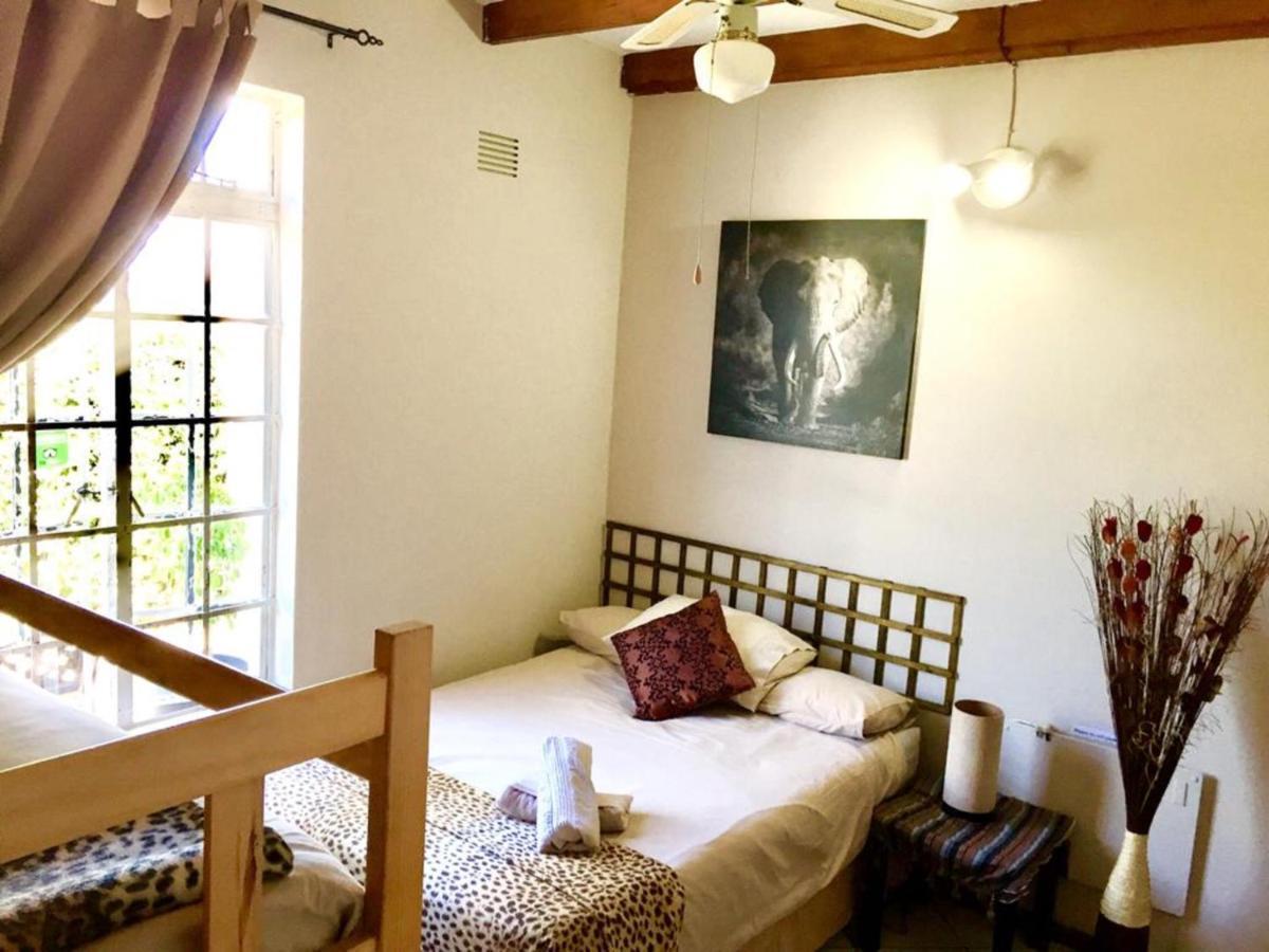Jembjo'S Knysna Lodge & Backpackers エクステリア 写真