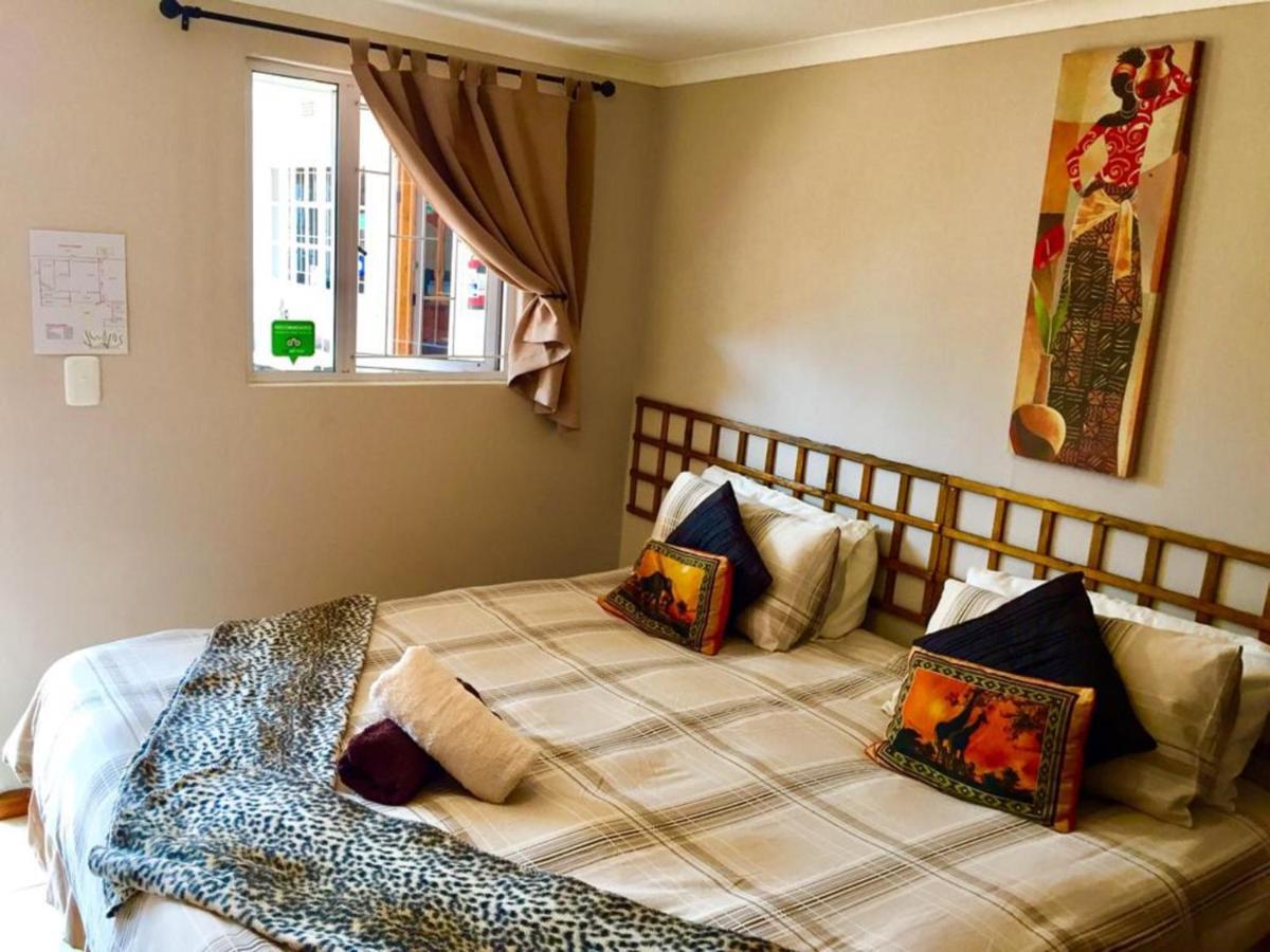 Jembjo'S Knysna Lodge & Backpackers エクステリア 写真